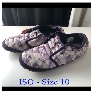 ISO - North Face Slippers Sz. 10